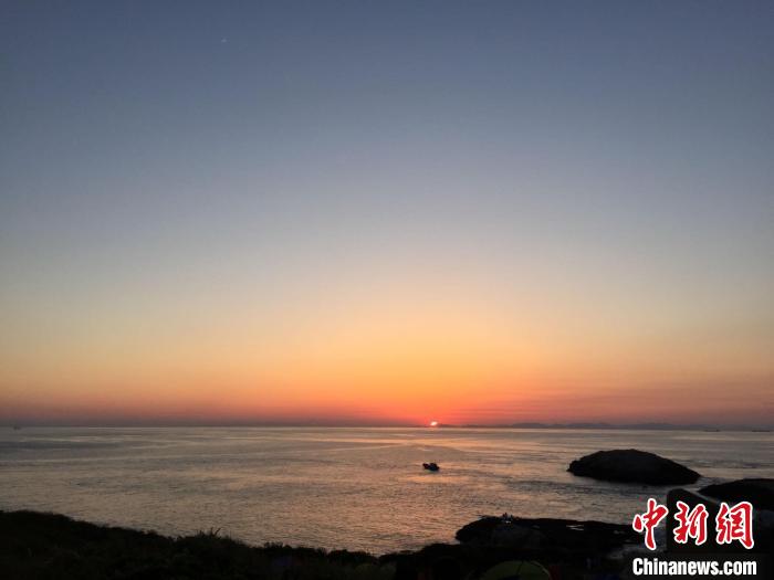 浙江海域一景?！×植?攝