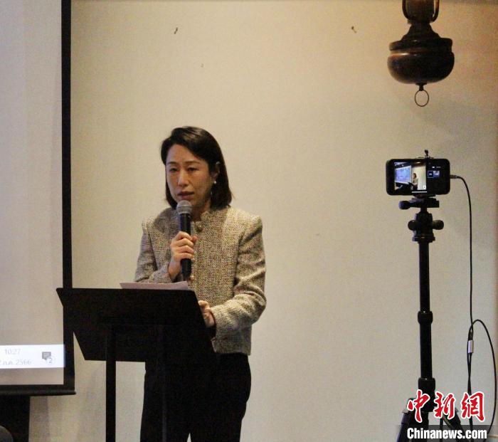 中國駐泰國大使館經濟商務處參贊張瀟瀟致辭。<a target='_blank' href='/' _fcksavedurl='/'><p  align=