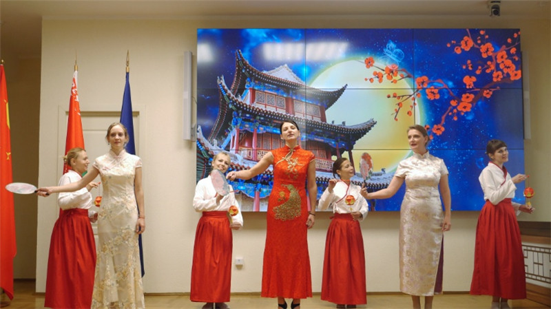 白俄羅斯國立大學(xué)孔子學(xué)院的中秋晚會。受訪者供圖