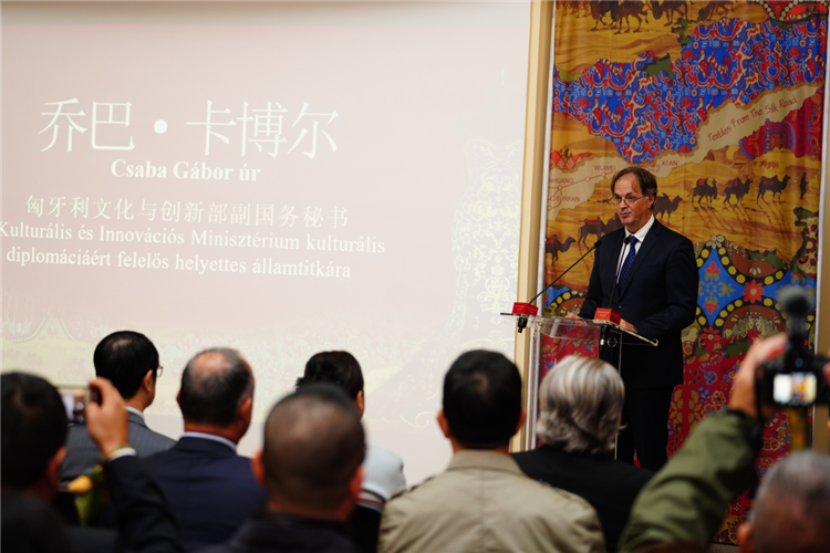 匈牙利文化與創(chuàng)新部副國務(wù)秘書喬巴·卡博爾。布達(dá)佩斯中國文化中心供圖