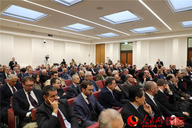 會議現(xiàn)場。人民網(wǎng)記者 謝亞宏攝