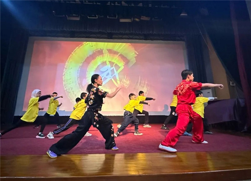 圖為2023“中華文化大樂園—埃及開羅營(yíng)”閉幕式活動(dòng)現(xiàn)場(chǎng)。主辦方供圖