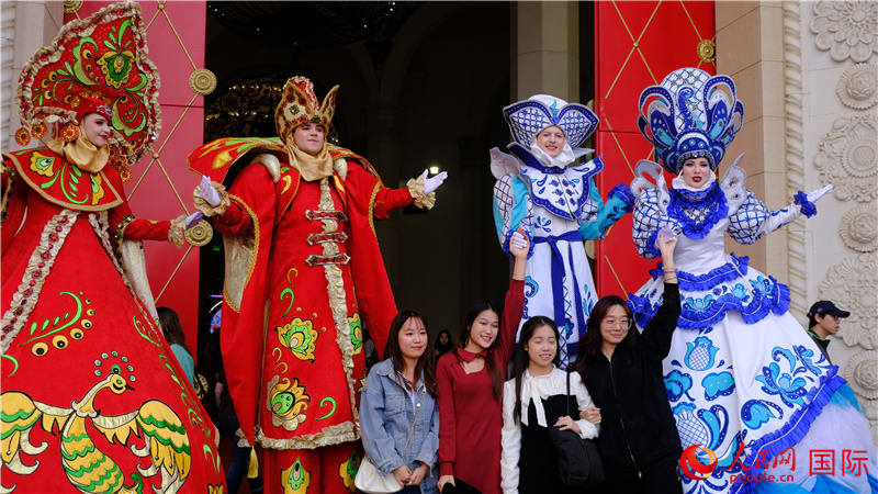 北京展覽館舉辦首屆俄羅斯“謝肉節(jié)”慶?；顒?。人民網(wǎng) 褚夢琦攝