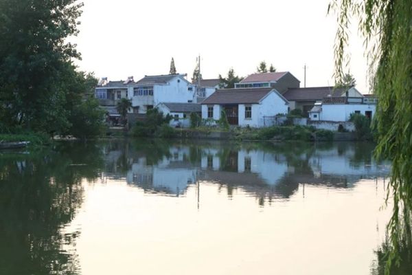 江蘇省揚(yáng)州市寶應(yīng)縣柳堡鎮(zhèn)團(tuán)莊村村景。江蘇鄉(xiāng)村規(guī)劃建設(shè)研究會(huì)供圖