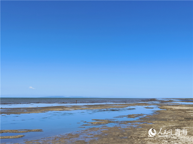   青海湖仙女灣。人民網(wǎng) 張莉萍攝