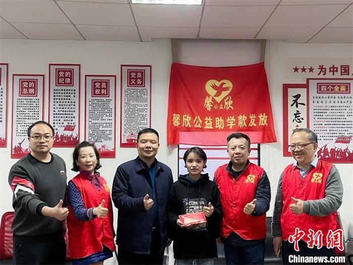 在湘求學(xué)的西藏女孩：“我淋過雨，也想努力為別人撐把傘”