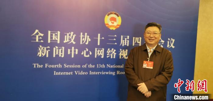 圖為全國政協(xié)委員、青海省統(tǒng)戰(zhàn)部部長公保扎西。受訪者供圖