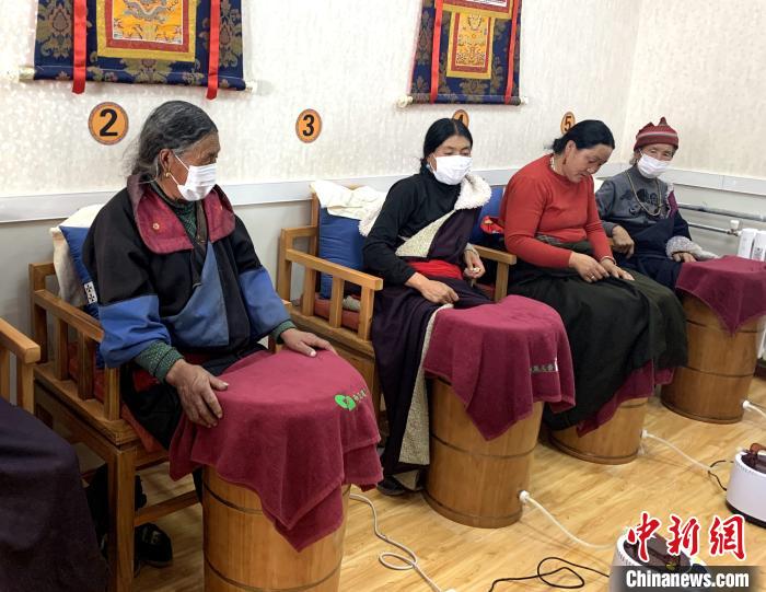 青海藏鄉(xiāng)醫(yī)改見聞：公共衛(wèi)生分片區(qū)，濱?！巴庠眰鲙蛶?/></a></div>
                        <div   id=