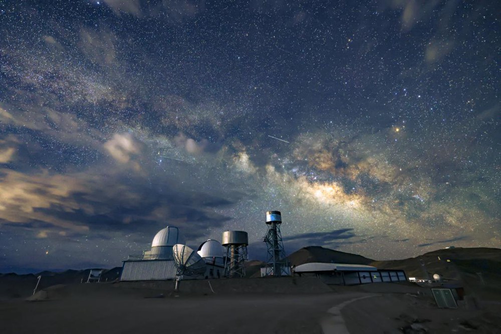絕美暗夜星空。貢覺群培攝